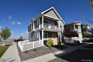 17747 E 54th Ave in Denver, CO - Building Photo