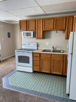 57 W Vine St in Tooele, UT - Building Photo