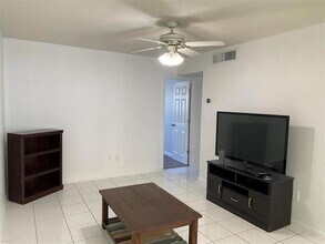 340 NW 19th St in Boca Raton, FL - Building Photo - Building Photo