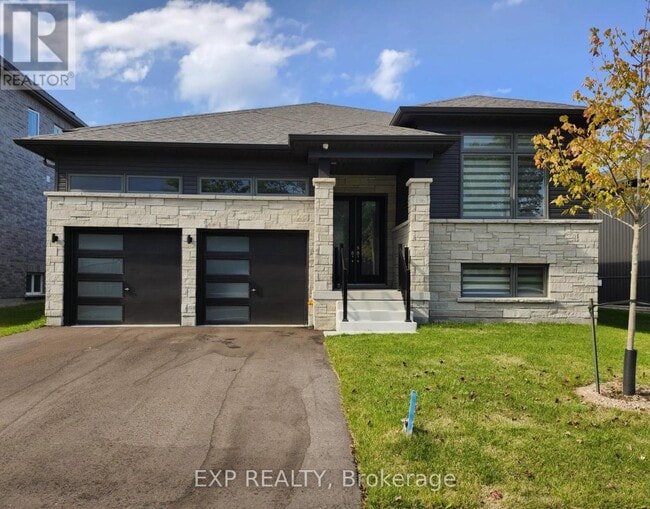 property at 196 Ramblewood Dr