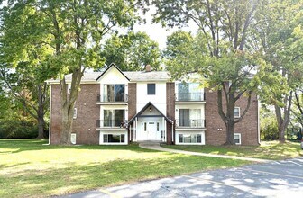 630 56th St SE in Grand Rapids, MI - Building Photo - Building Photo