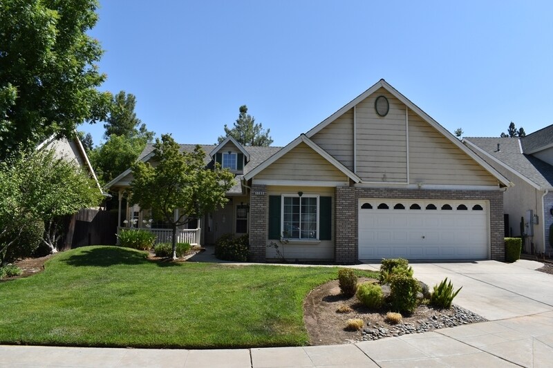 1785 E Turnberry Ave in Fresno, CA - Building Photo
