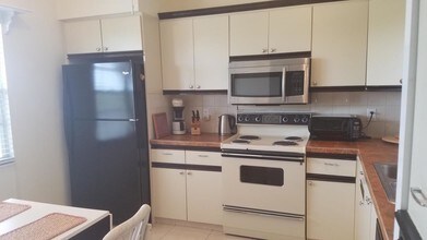 3305 Aruba Way-Unit -K4 in Coconut Creek, FL - Building Photo - Building Photo