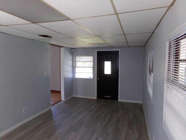 4768 Sefa Cir N in Jacksonville, FL - Building Photo - Building Photo