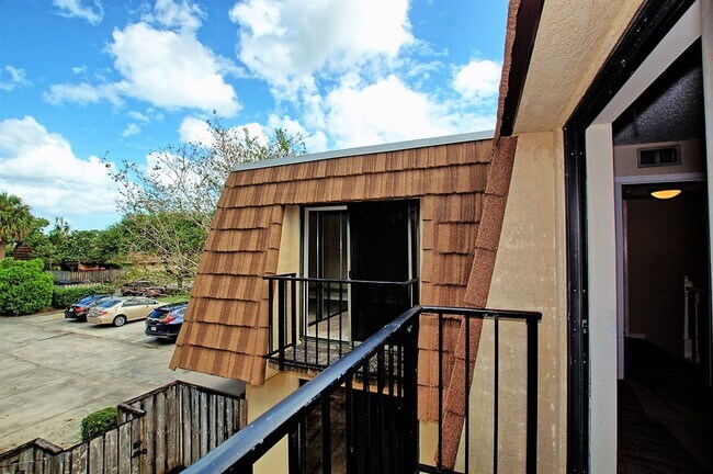 5282 Coral Ct in Orlando, FL - Building Photo - Building Photo