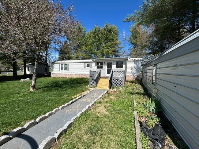 property at 1618 Stuarts Draft Hwy