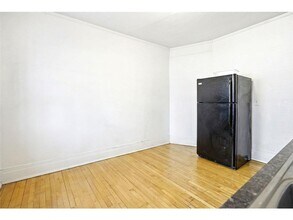 604 Holly Ave in St. Paul, MN - Building Photo - Building Photo