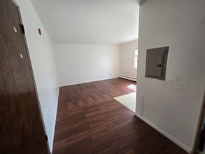 6166 S Packard Ave in Cudahy, WI - Building Photo - Building Photo