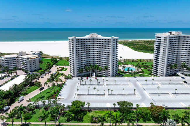 South Seas Towers in Marco Island, FL - Building Photo - Building Photo