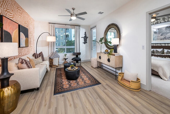 The Wylden Apartments in Los Angeles, CA - Foto de edificio - Building Photo