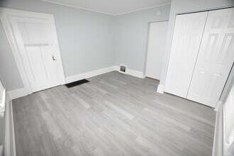 426 N Lake St in Aurora, IL - Foto de edificio - Building Photo