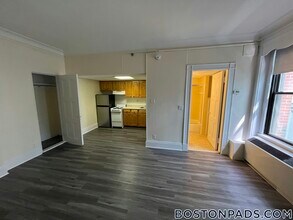 62 Boylston St, Unit 921 in Boston, MA - Building Photo - Building Photo