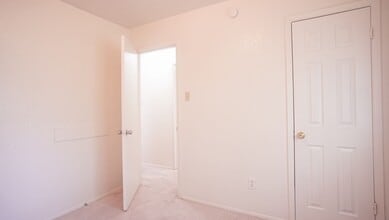7404 Vintage Hills Dr in Austin, TX - Building Photo - Building Photo