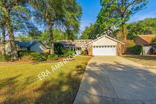 1253 Whitewood Way in Niceville, FL - Building Photo