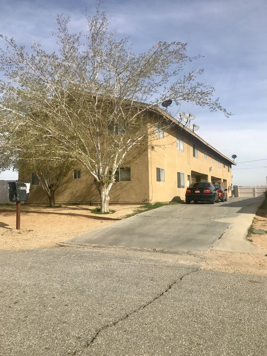 8355 Xavier Ave in California City, CA - Building Photo