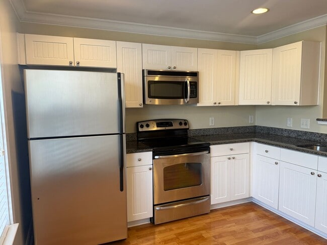 1830 Candlewood Ct in Charlottesville, VA - Building Photo - Building Photo