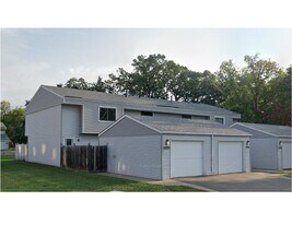 455 107th Ln NW in Minneapolis, MN - Building Photo
