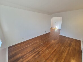 4048 N Marmora Ave in Chicago, IL - Building Photo - Building Photo