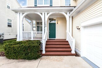 1366 N Bay Dr in Ann Arbor, MI - Building Photo - Building Photo