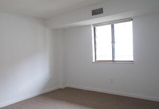 147 Kelton St, Unit 5 in Boston, MA - Building Photo - Building Photo