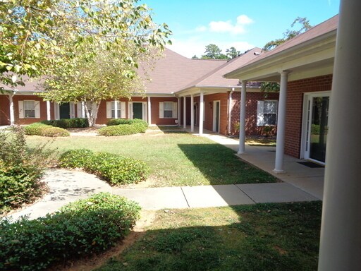 7041 Somerset Springs Dr in Charlotte, NC - Building Photo