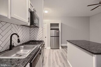 1311 N Calvert St in Baltimore, MD - Building Photo - Building Photo