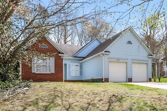 11016 Pale Hickory Ln in Charlotte, NC - Building Photo - Building Photo