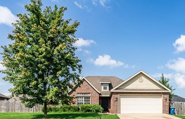 property at 1902 SW Brompton St