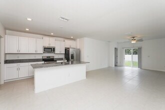 17854 Blissful Stars Dr in Lutz, FL - Building Photo - Building Photo
