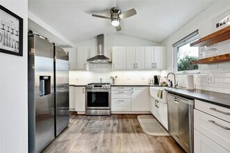 507 Krebs Ln in Austin, TX - Building Photo - Building Photo