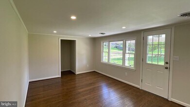 10711 Bethesda Church Rd in Damascus, MD - Building Photo - Building Photo