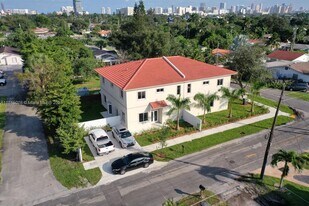 785 SW 7th Ave in Hallandale Beach, FL - Building Photo