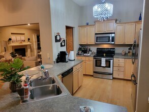 1850 Stoney Ln in Slinger, WI - Foto de edificio - Building Photo