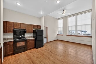 East High Lofts in Sioux City, IA - Foto de edificio - Building Photo