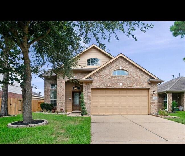 8223 Polaris Point Ln