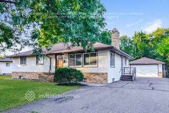 5814 Pearson Dr in Minneapolis, MN - Foto de edificio - Building Photo
