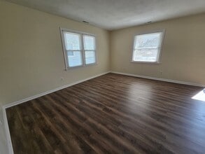 1724 N Lakeland Dr in Norfolk, VA - Building Photo - Building Photo