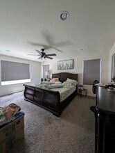 3765 St James Ct in Elgin, IL - Building Photo - Building Photo