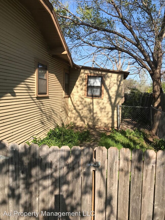 905 S Louisiana St in Amarillo, TX - Foto de edificio - Building Photo