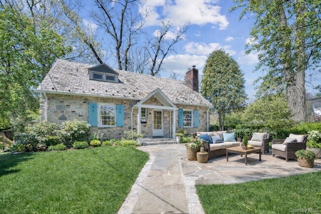 property at 53 Sheldrake Ave