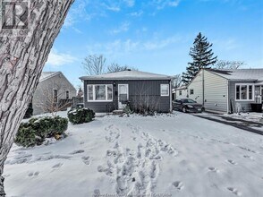 2519 Tourangeau Rd in Windsor, ON - Building Photo - Building Photo