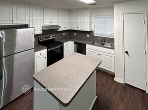 16334 Many Trees Ln in Conroe, TX - Foto de edificio - Building Photo