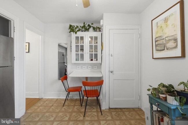 239 E Girard Ave-Unit -3 in Philadelphia, PA - Building Photo - Building Photo