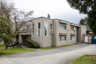 Soroptimist Lions Manor in Vancouver, BC - Building Photo - Building Photo