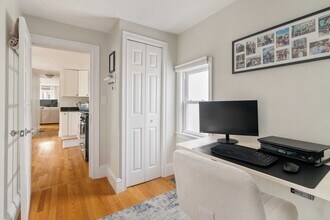 229 Hurley St, Unit 1 in Cambridge, MA - Building Photo - Building Photo