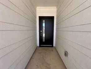 13905 Bavarian Forest Dr in Pflugerville, TX - Building Photo - Building Photo