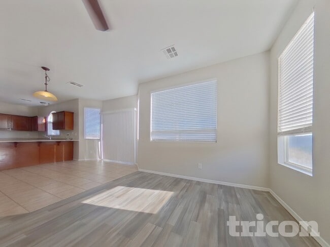 715 N Redwood Ln in Buckeye, AZ - Building Photo - Building Photo