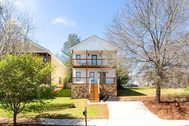 property at 939 Connally St SE