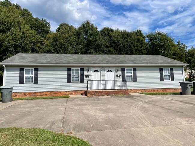 property at 324-A Chestnut St