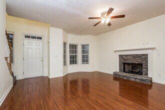 147 Carl Barrett Dr in Canton, GA - Building Photo - Building Photo